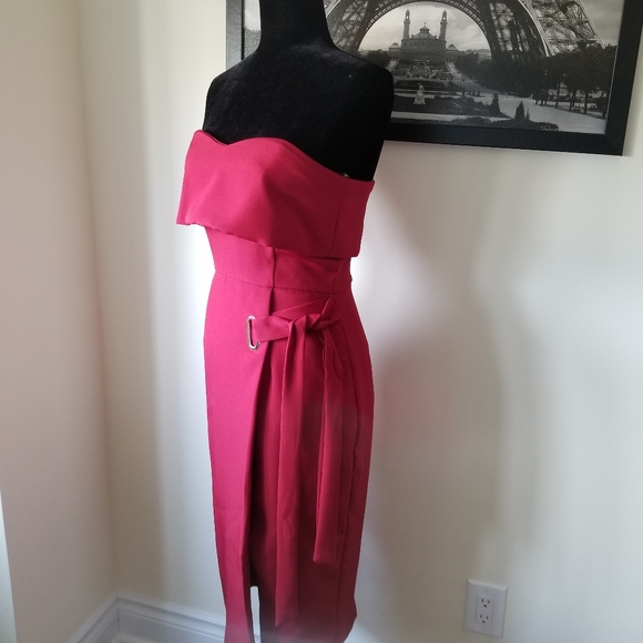 Red Dress - Picture 5 of 6